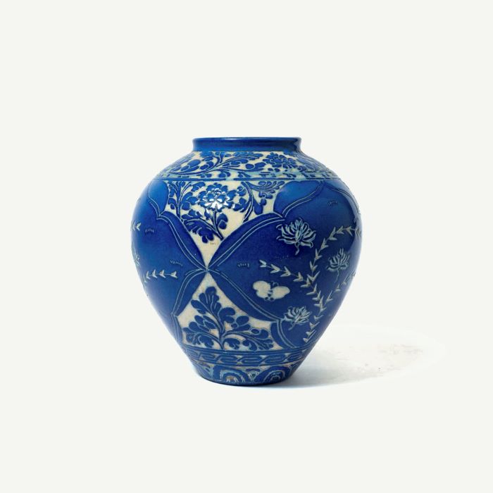 藍色花紋花瓶